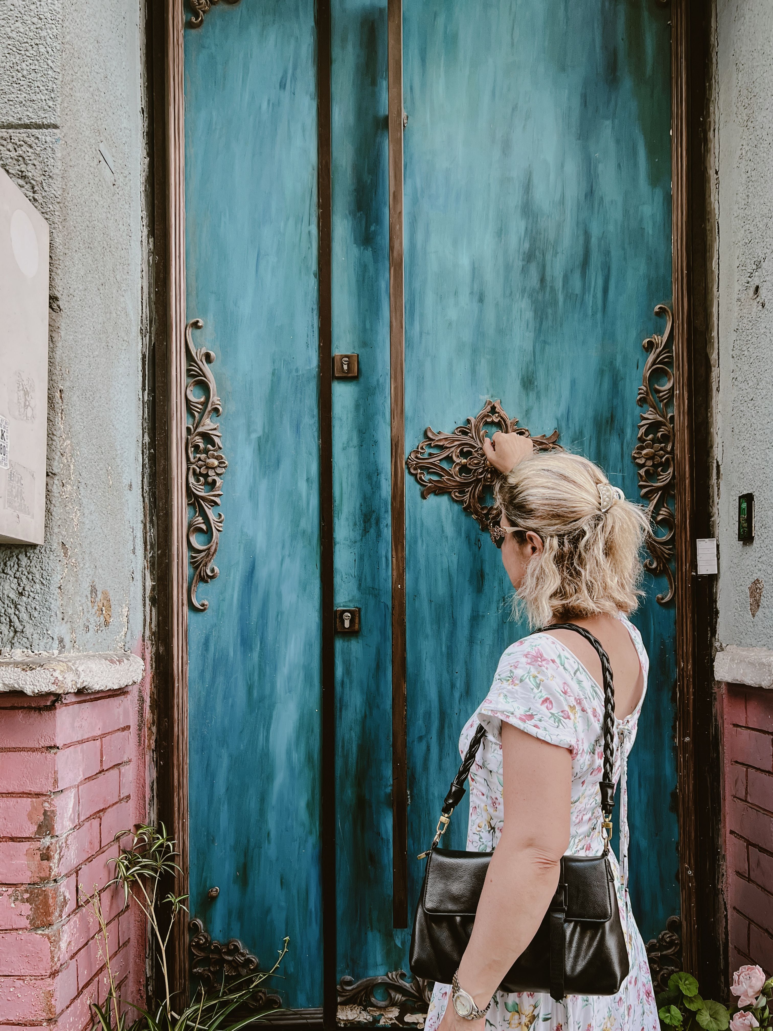Woman Knocking at Door · Free Stock Photo