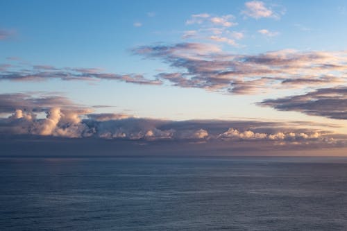 Ilmainen kuvapankkikuva tunnisteilla dramaattinen taivas, horisontti, meri
