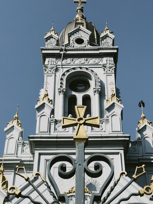 Gratis lagerfoto af blå himmel, bulgarske st stephen kirke, facade