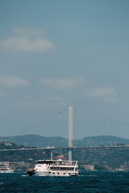 bağ, boğaziçi boğazı, deniz yolculuğu yapmak içeren Ücretsiz stok fotoğraf