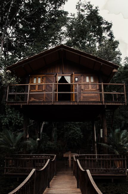 Romantic Accommodation: From Boutique Hotels to Secluded Lodges Romantic Accommodation: From Boutique Hotels to Secluded Lodges