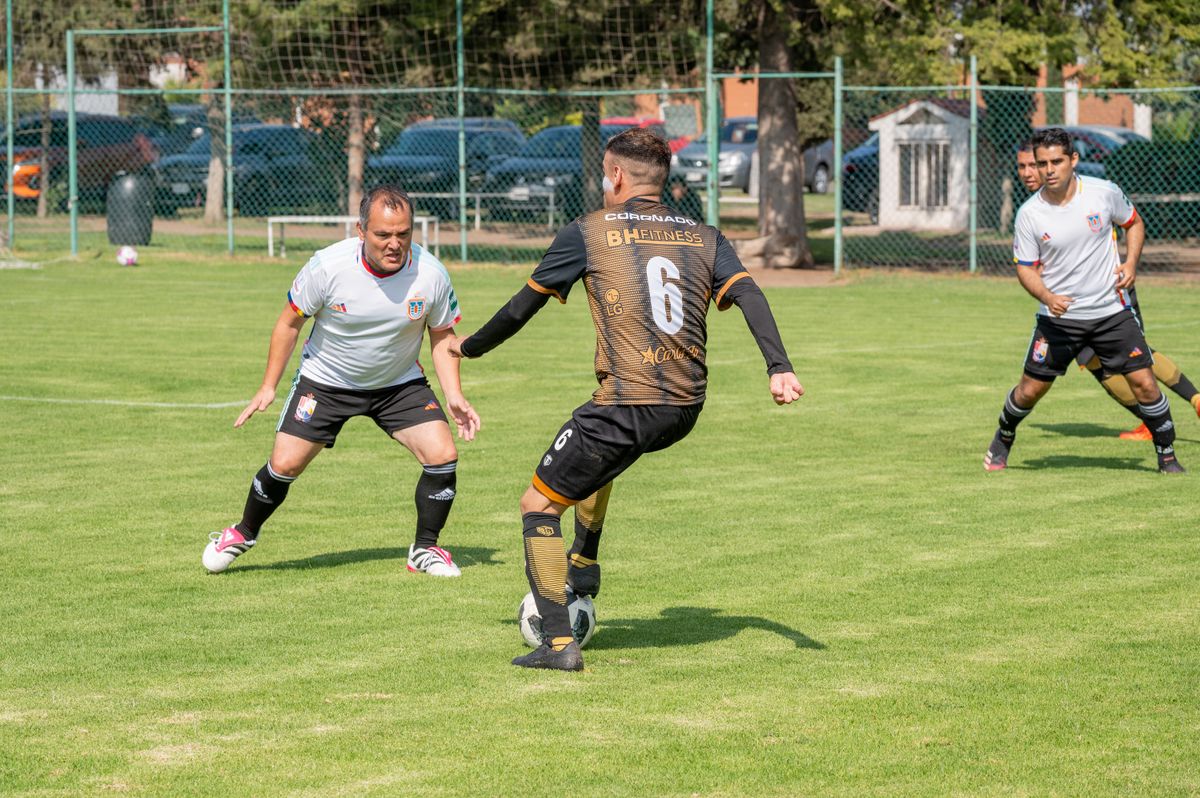 Fútbol 7 mixto de miércoles en Benimaclet — se juega, no se compite