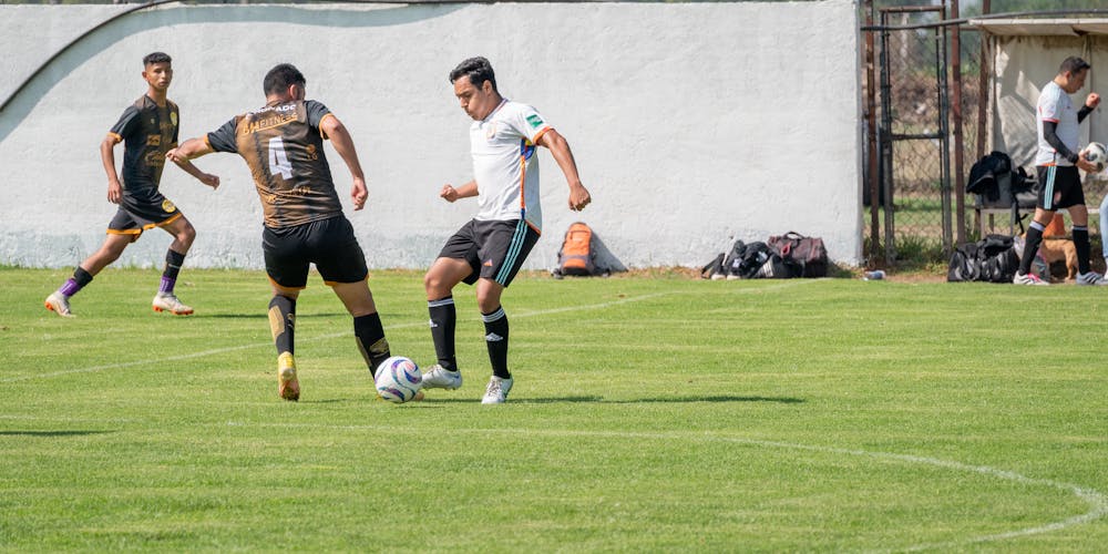 Historic Rivalry Match Ends in Controversial Draw Keonhacai