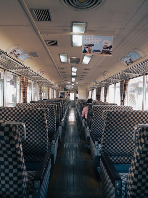 Foto profissional grátis de assentos, desocupado, estrada de ferro