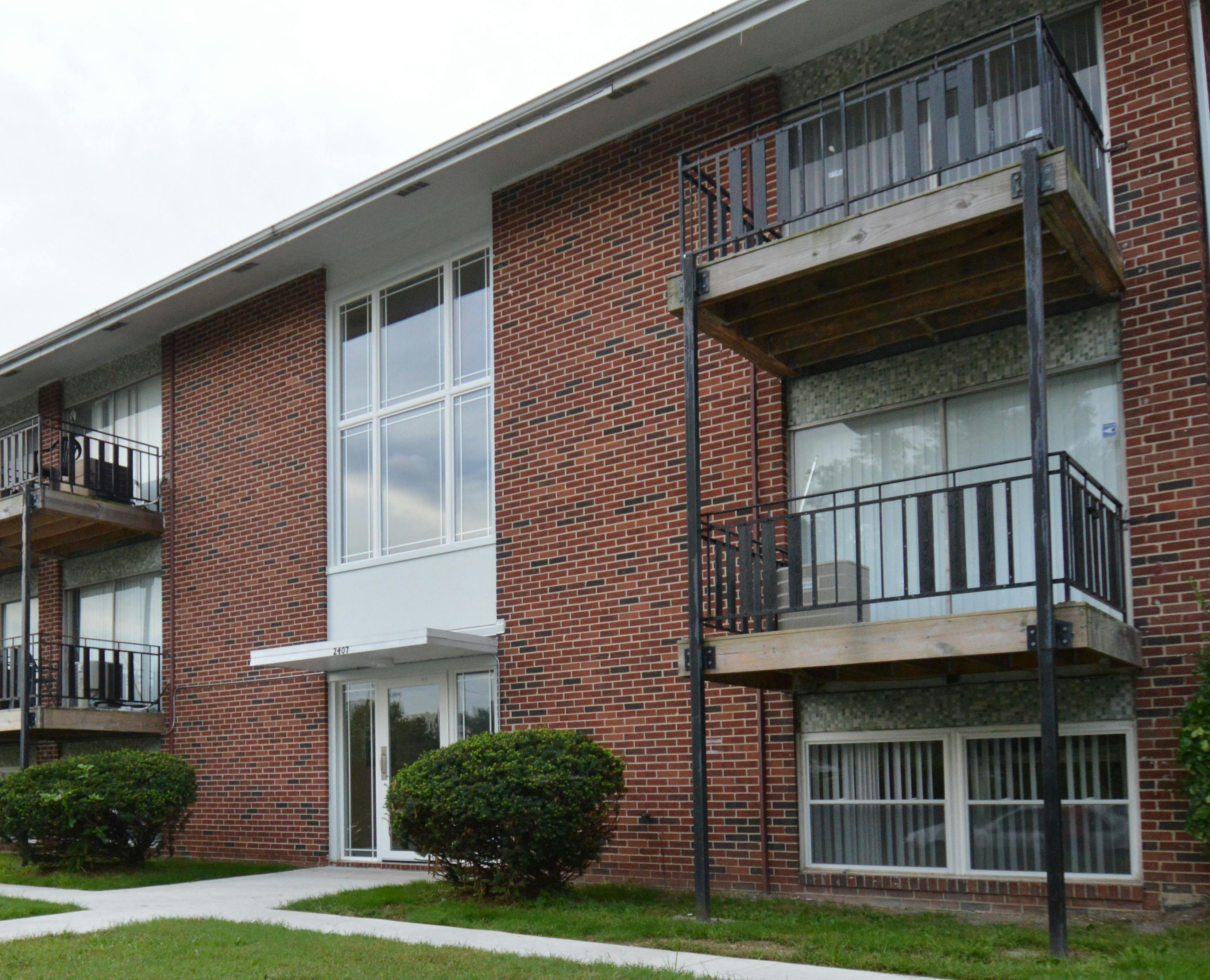 Free stock photo of multifamily apartments garden style apartments