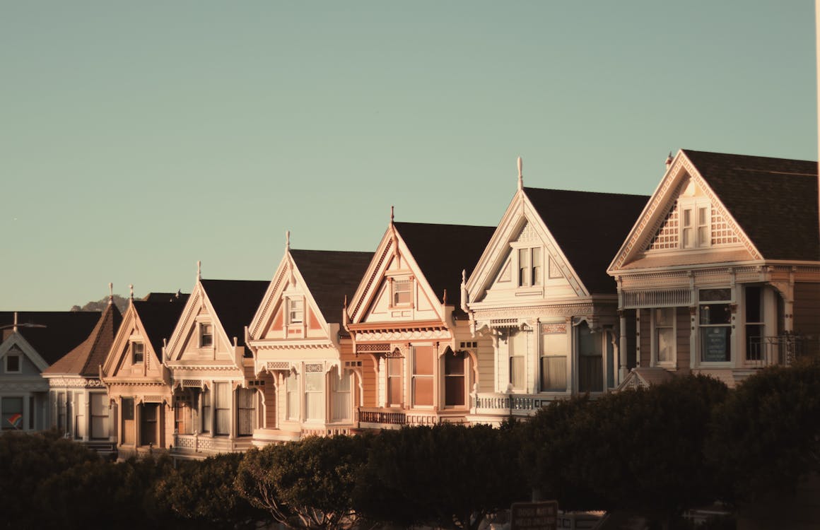 Free Brown and White Wooden House Stock Photo