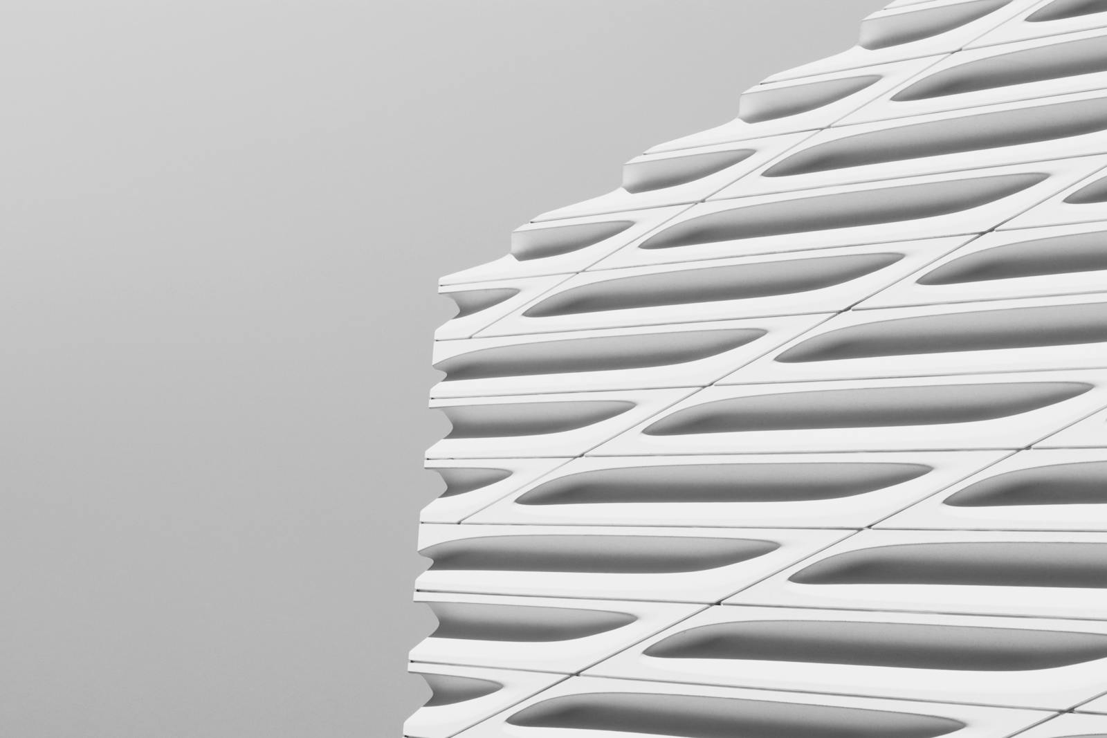 Palace and skyline in South Korea