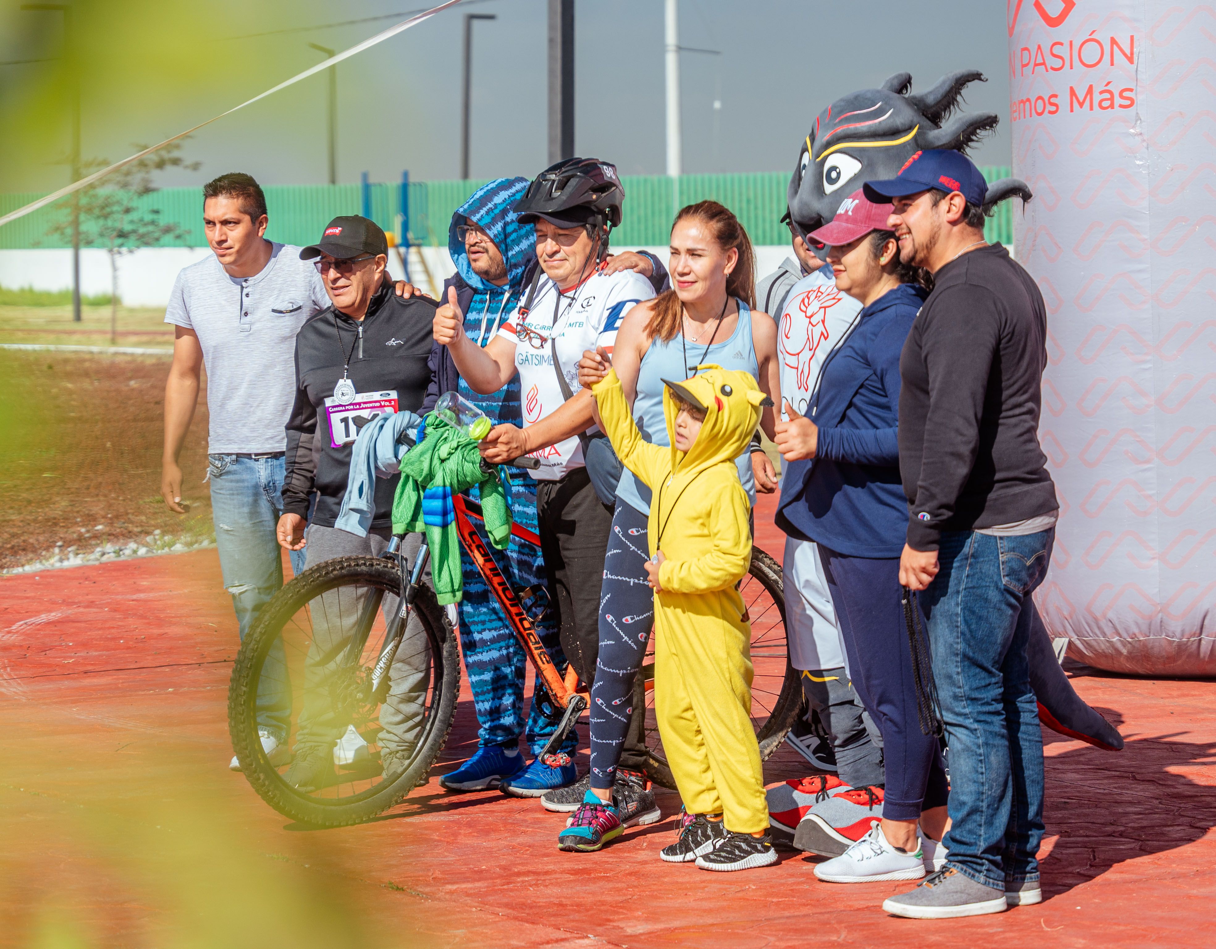 Community Spirit on Wheels: Exploring the Role of Car Clubs