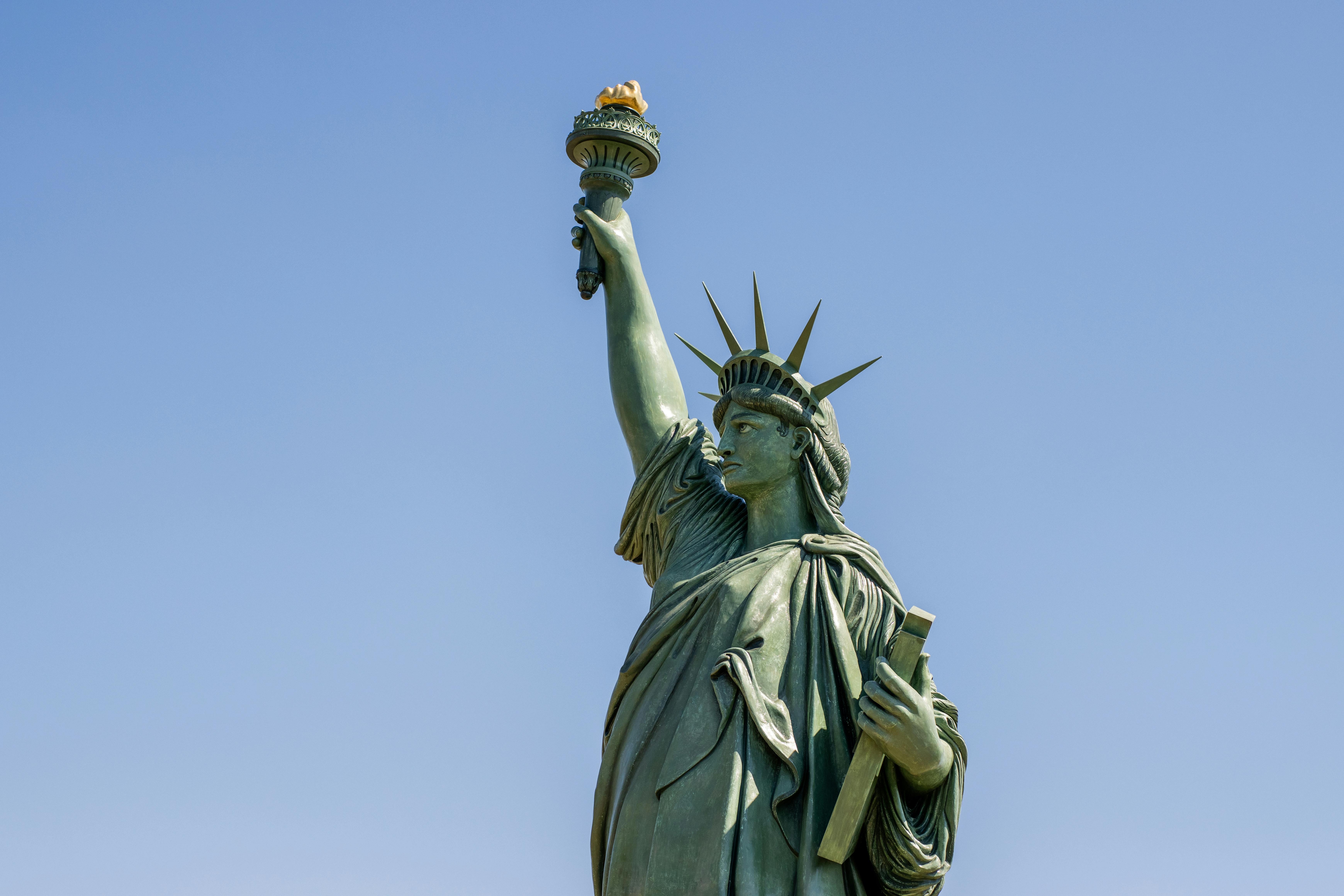 immigration lawyer near me — Photo by Dušan Cvetanović on Pexels