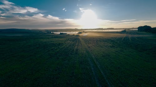 Immagine gratuita di campagna, campo, luce del sole