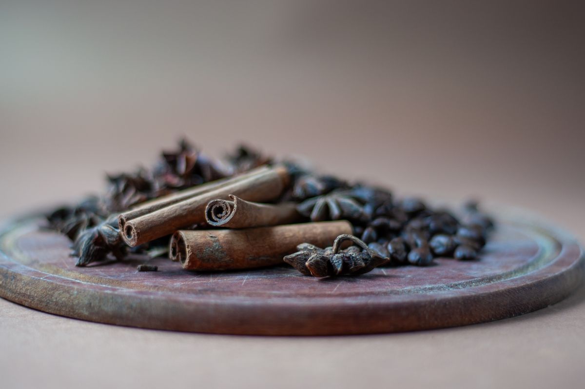 Cinnamon sticks, star anise, and cloves, the warming spices used in Moody Teas chai blends