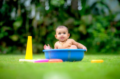 Kostenloses Stock Foto zu baby, badewanne, einfachheit