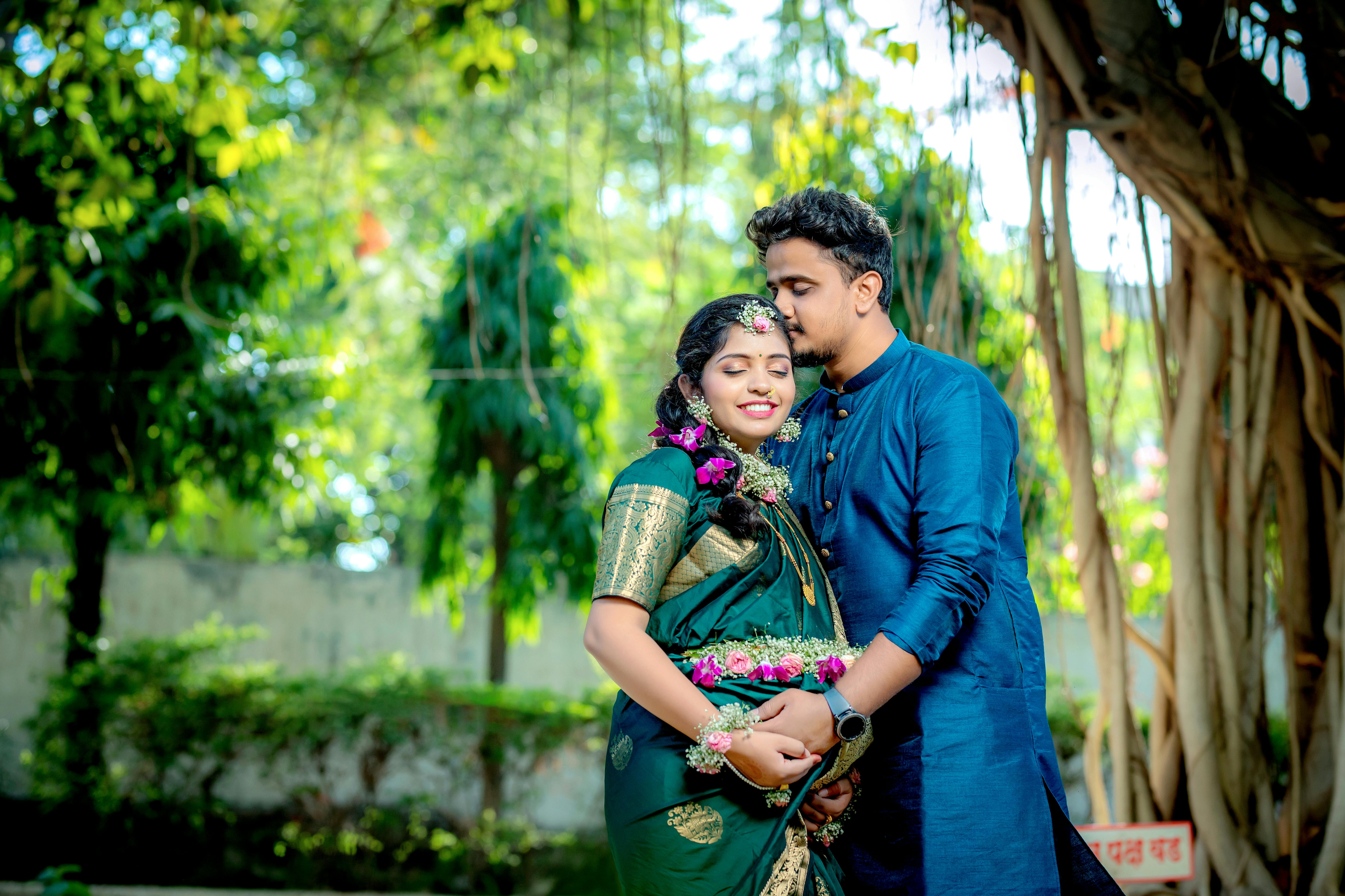 Indian Traditional Maternity Shoot in Six yards of Elegance [ South Indian  Style] - Little Vows | Fine Art Maternity & New Born Photography Based in  Hyderabad, India.