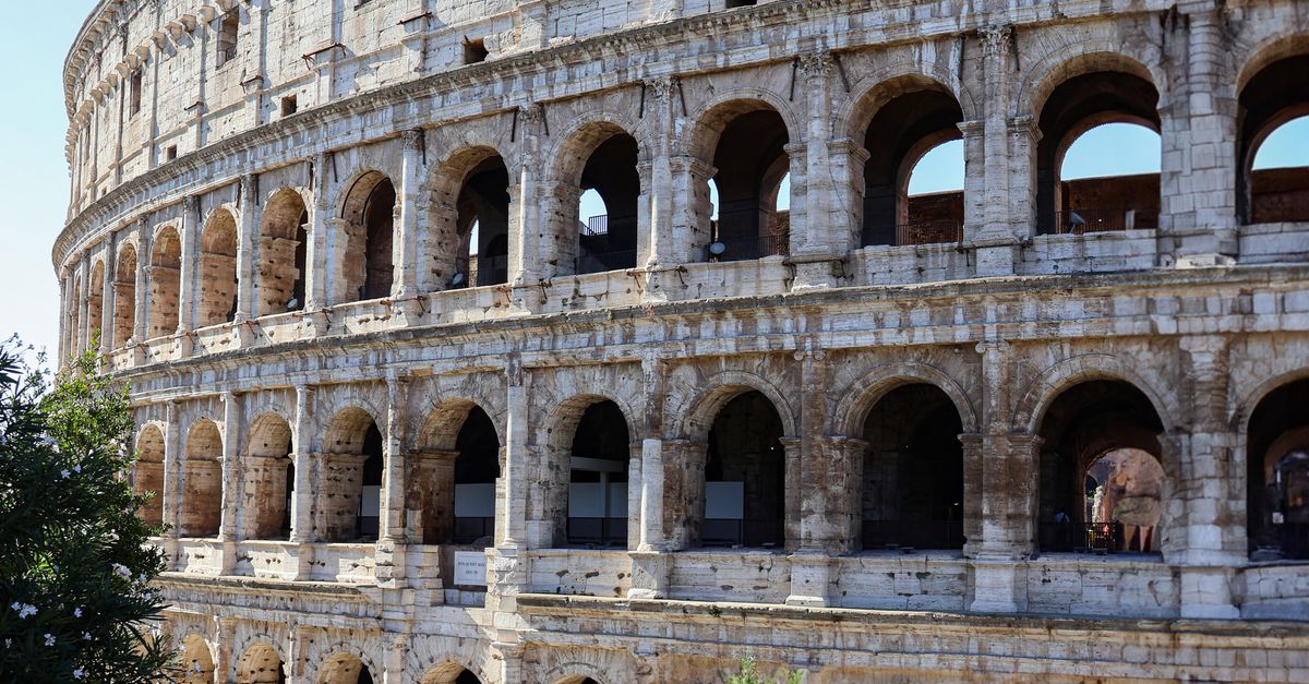 Roma exhibe un tesoro arqueológico con un mosaico y fresco milenario Roma exhibe un tesoro arqueológico con un mosaico y fresco milenario