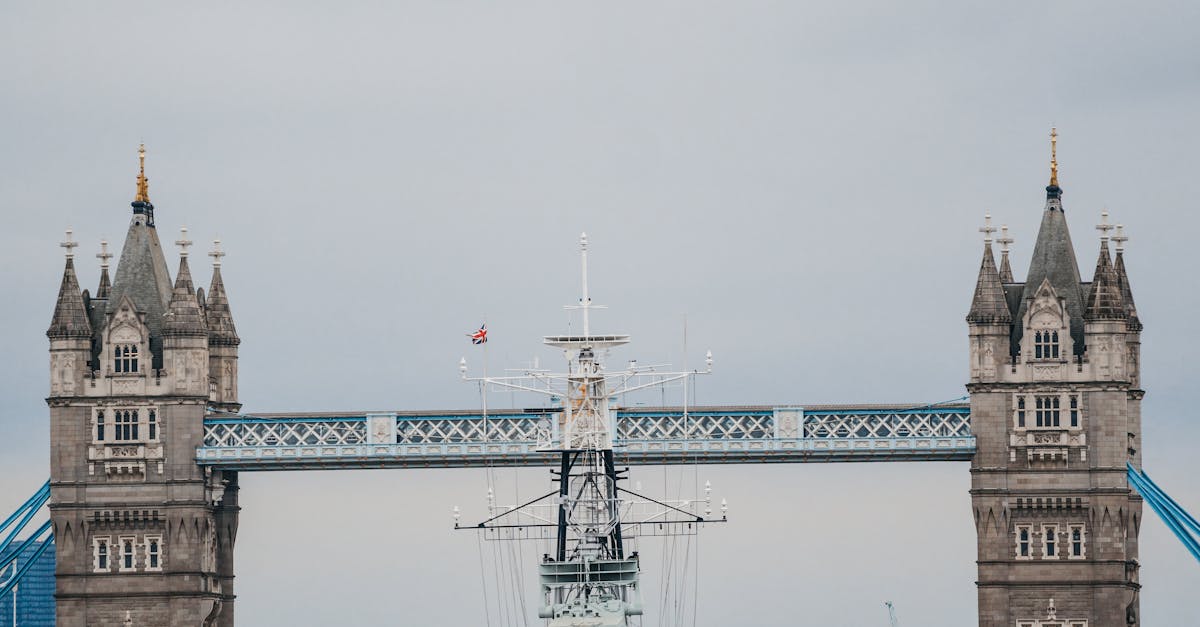 加 澳軍艦聯袂穿越臺海 展現航行自由決心