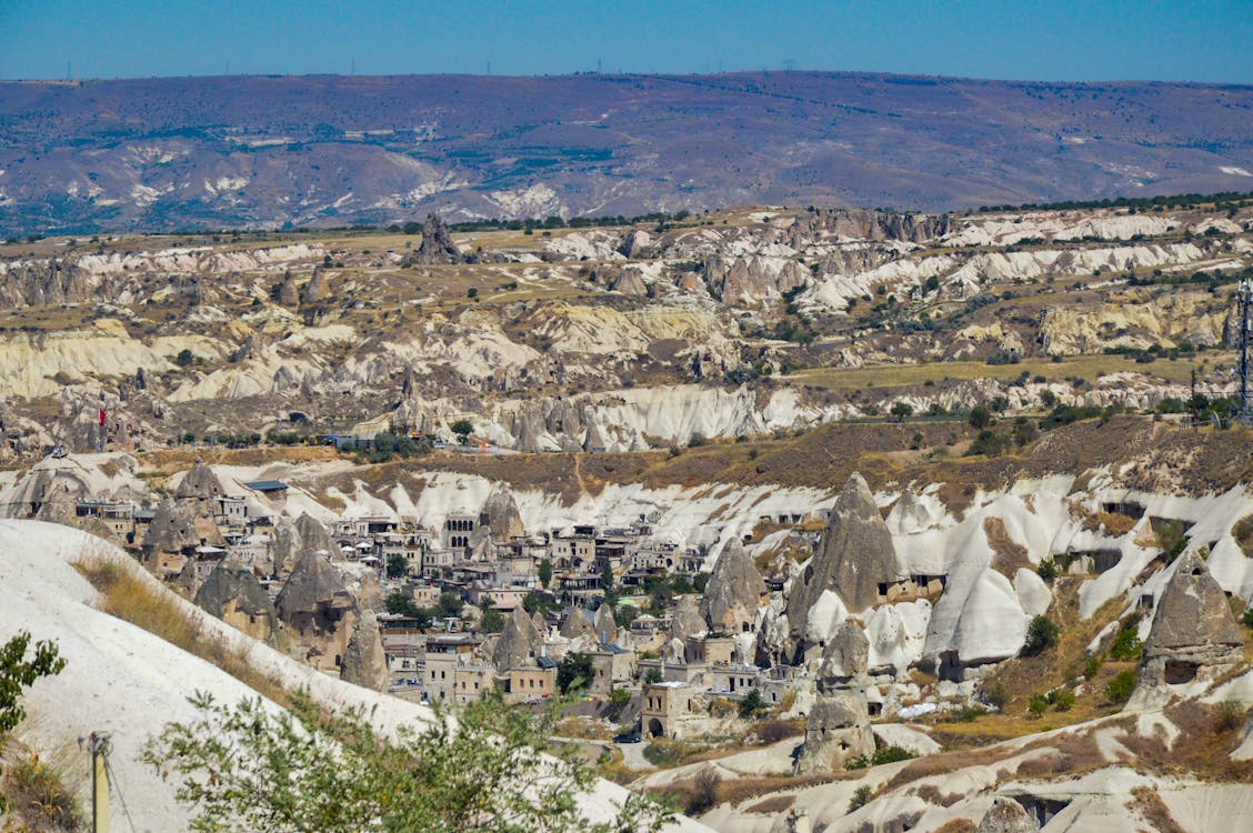 Fotobanka s bezplatnými fotkami na tému budovy, cappadocia, geologické formácie