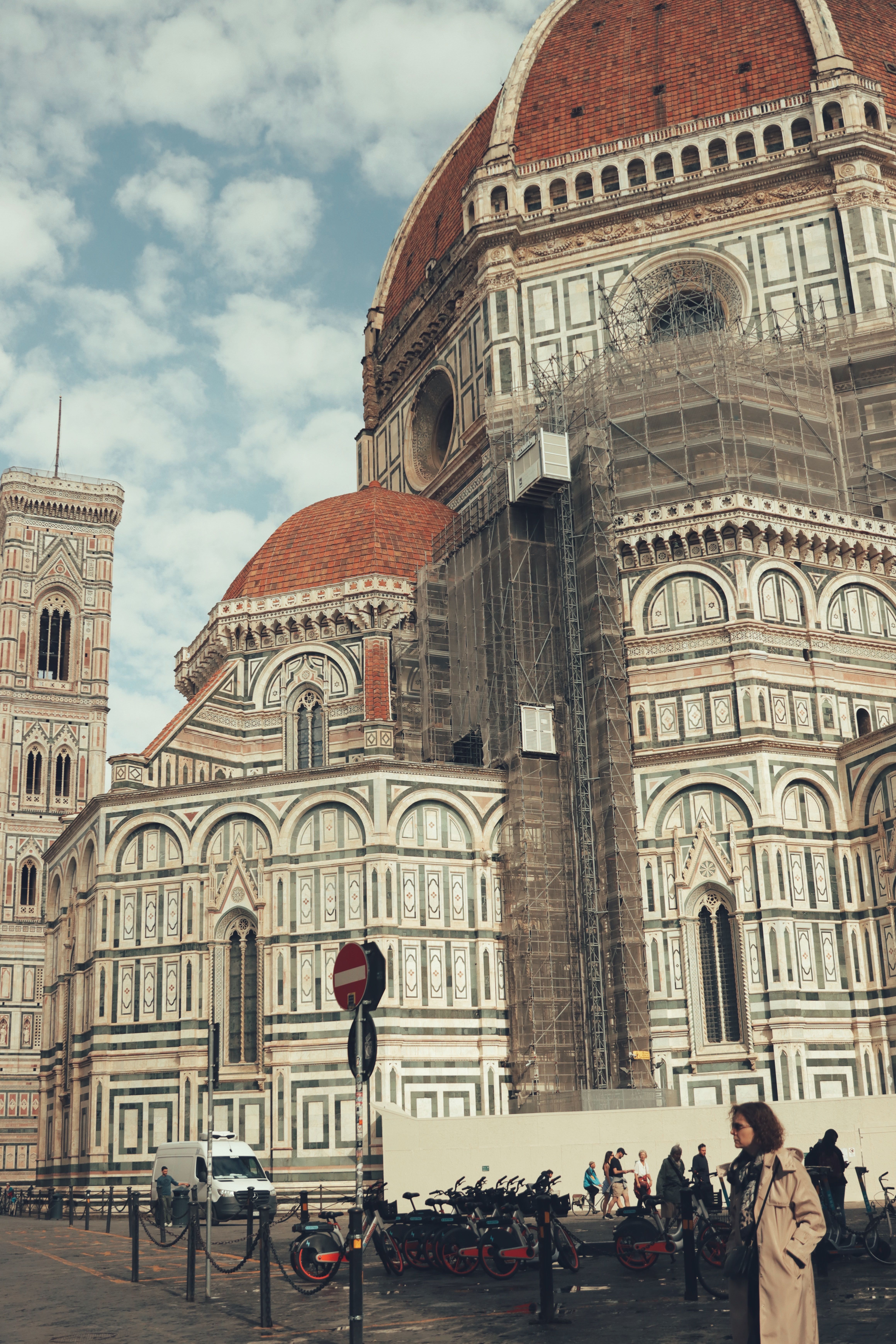 A view of the Florence Cathedral highlighting its architectural beauty on a sunny day in Tuscany.