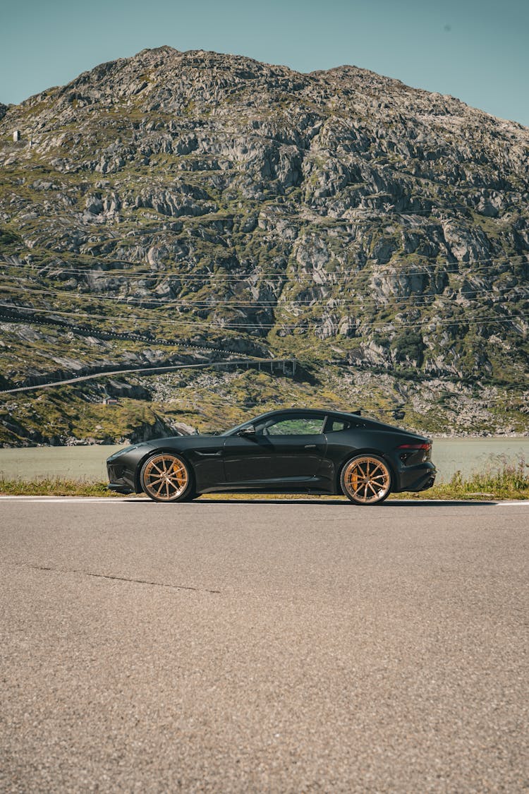 Jaguar F-type On Road