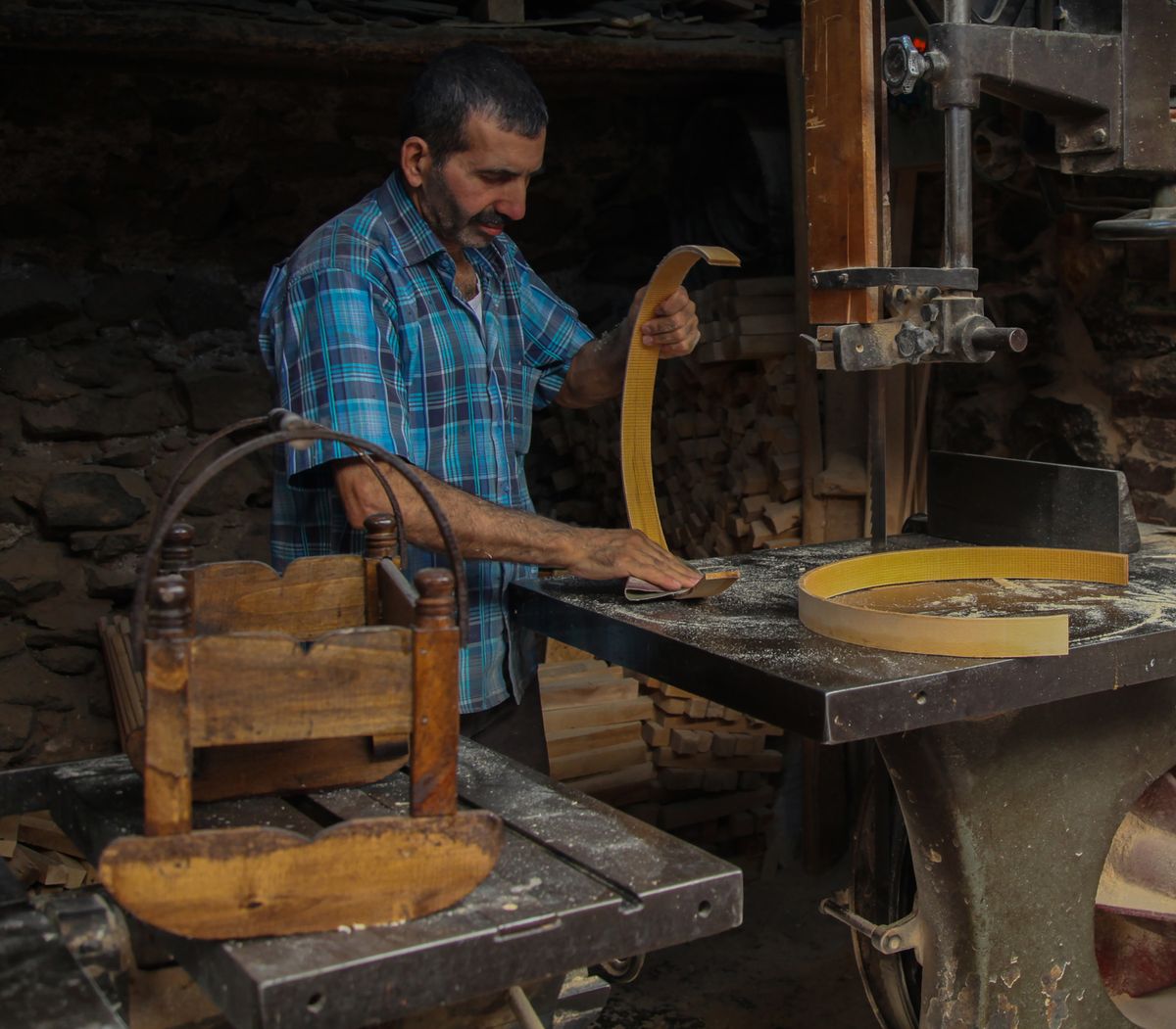 lavoro falegname italia lavorazione legno
