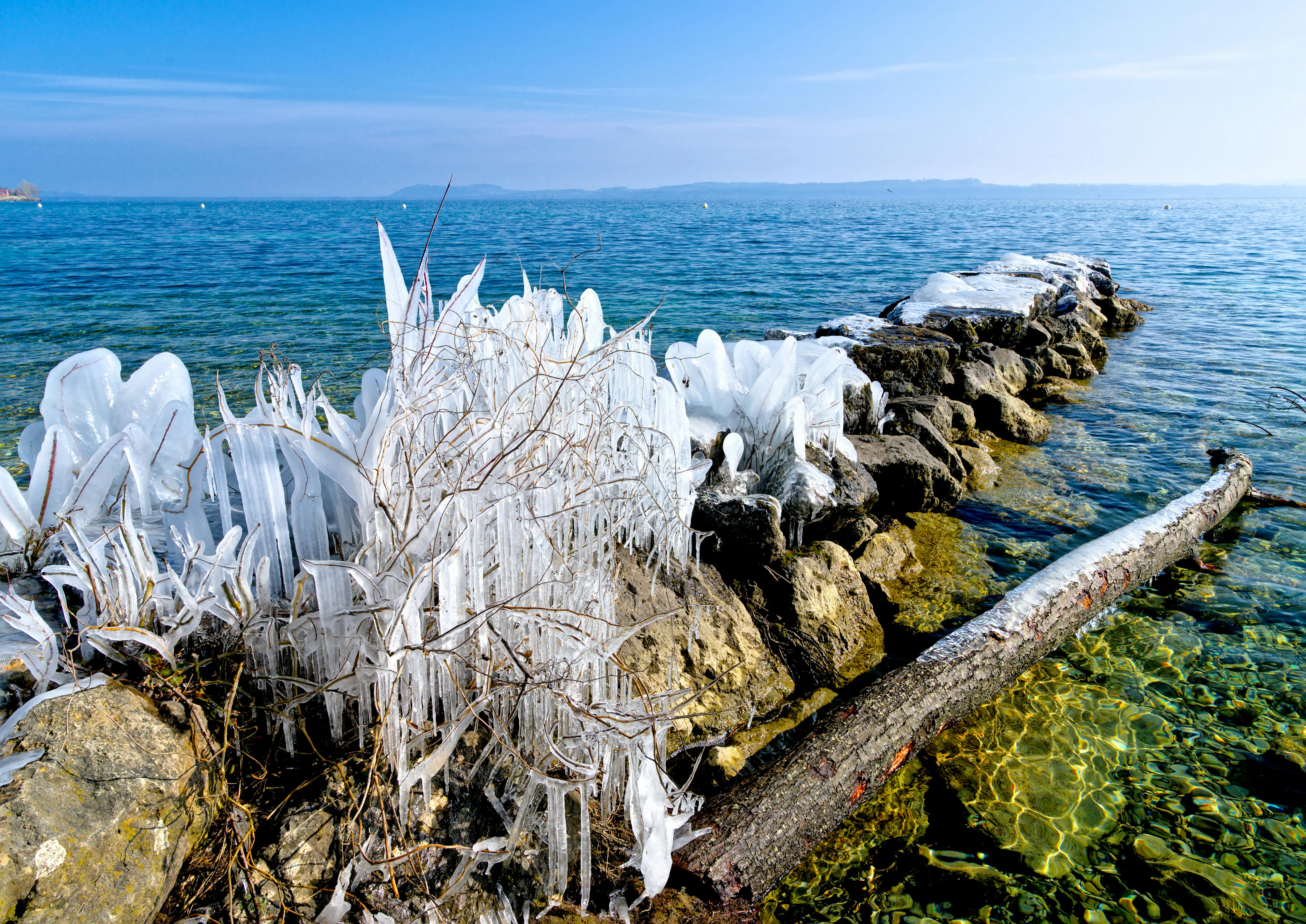 Sea-Level Rise and the Role of Geneva — Photo by Jean-Paul Wettstein on Pexels