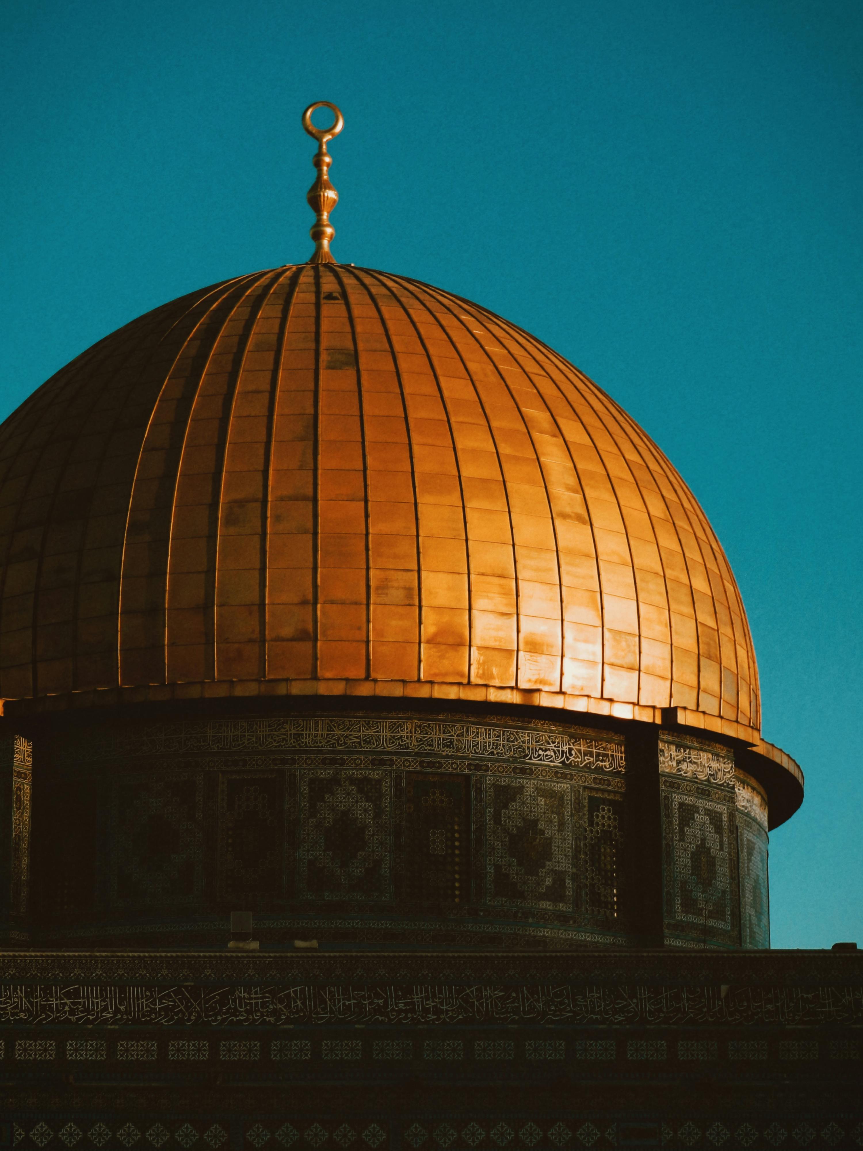 The dome of the rock at night · Free Stock Photo