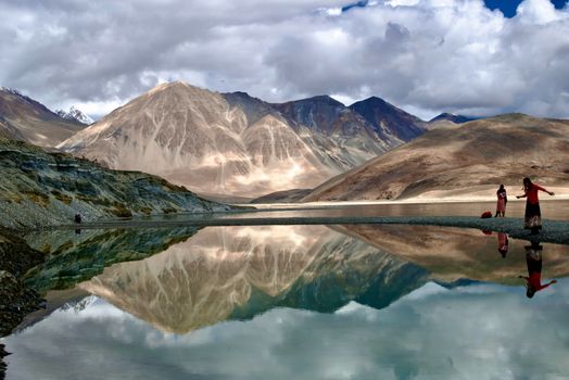 Pangong Lake overnight — Ladakh