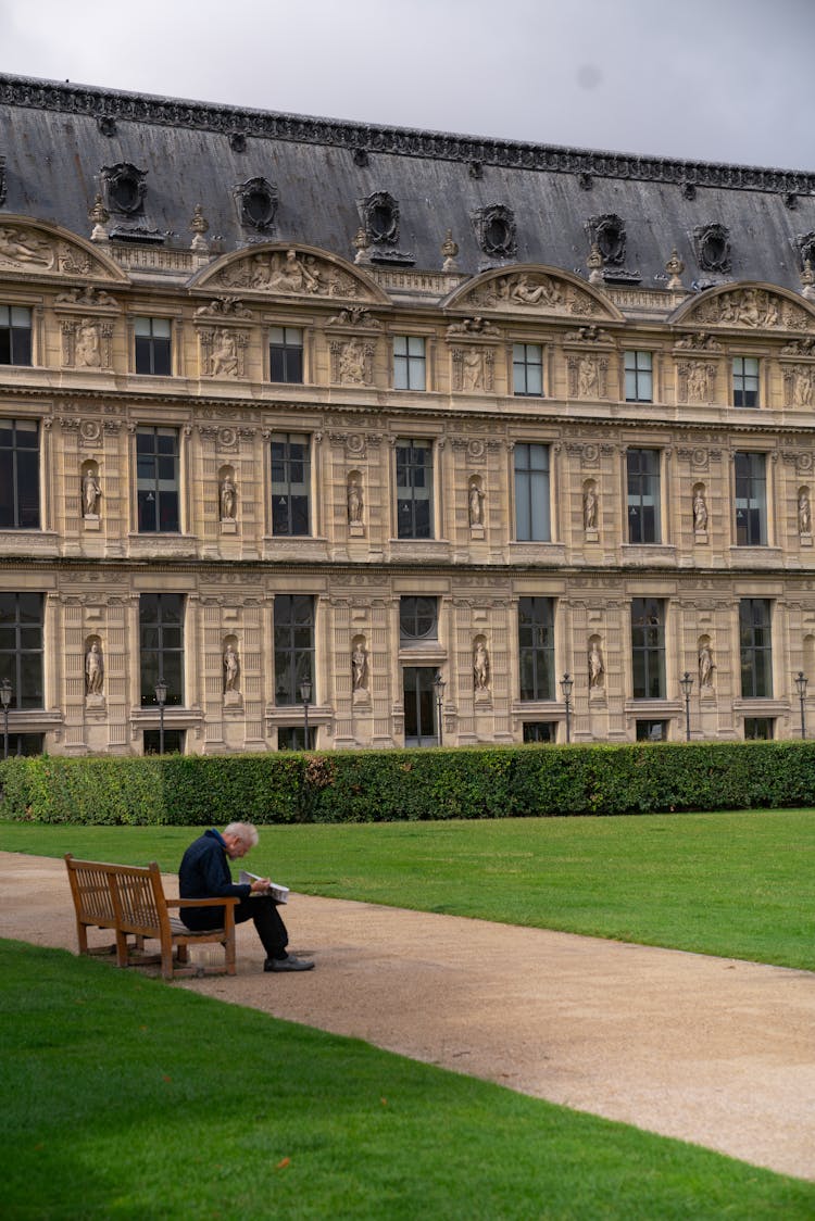 Musee Des Arts Decoratifs In Paris