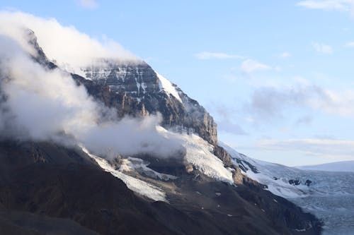 Alberta, athabasca buzulu, dağ içeren Ücretsiz stok fotoğraf