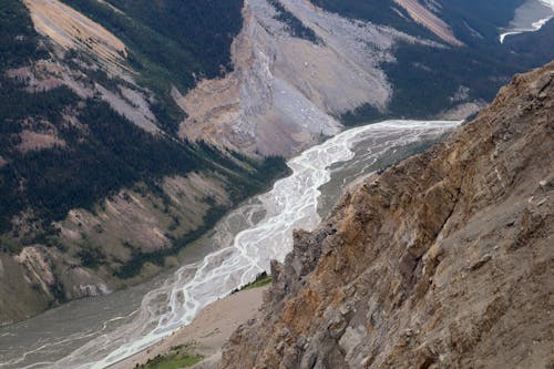 Saskatchewan River in Jasper National Park in Alberta, Canada