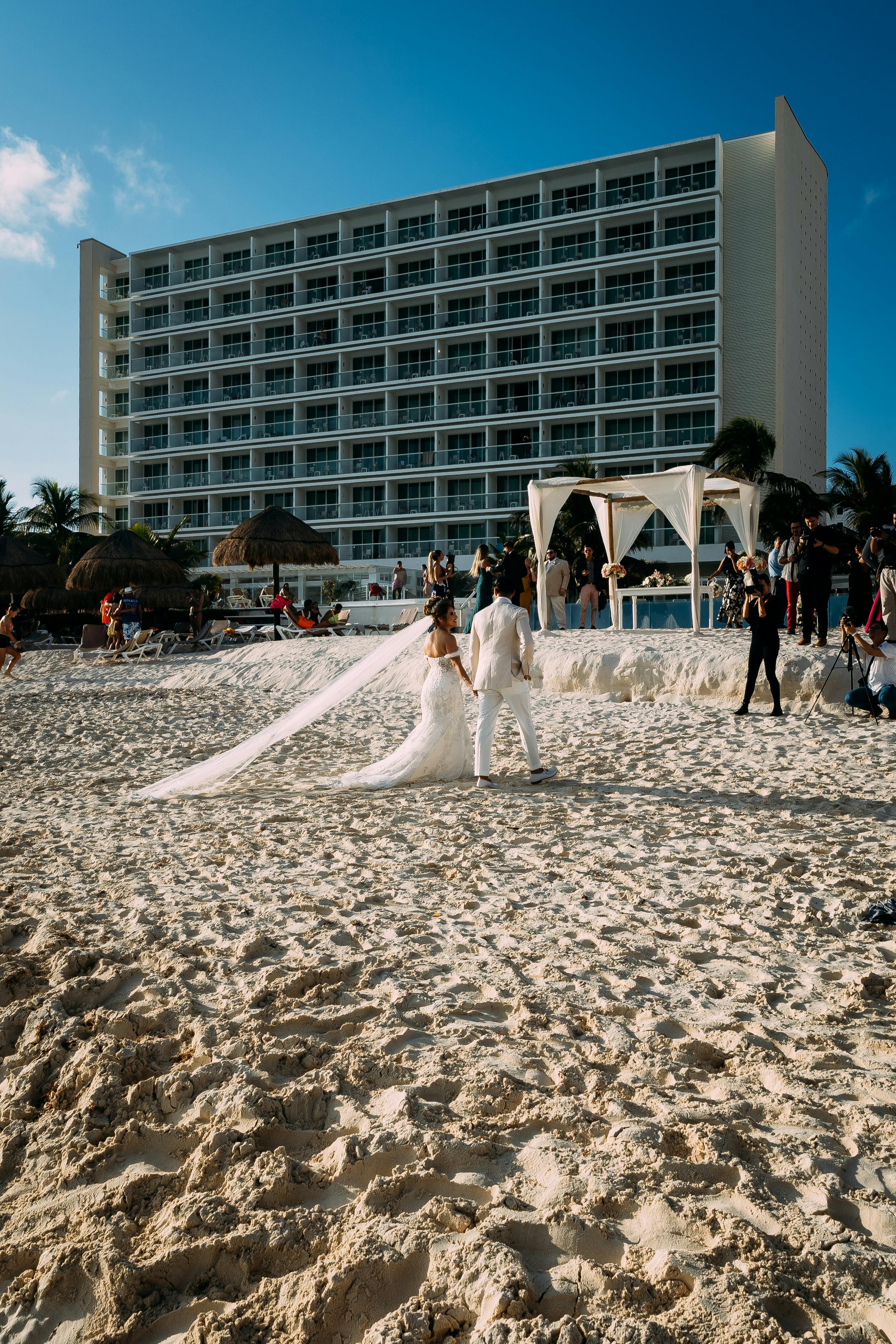 Beach Wedding during Sunset · Free Stock Photo