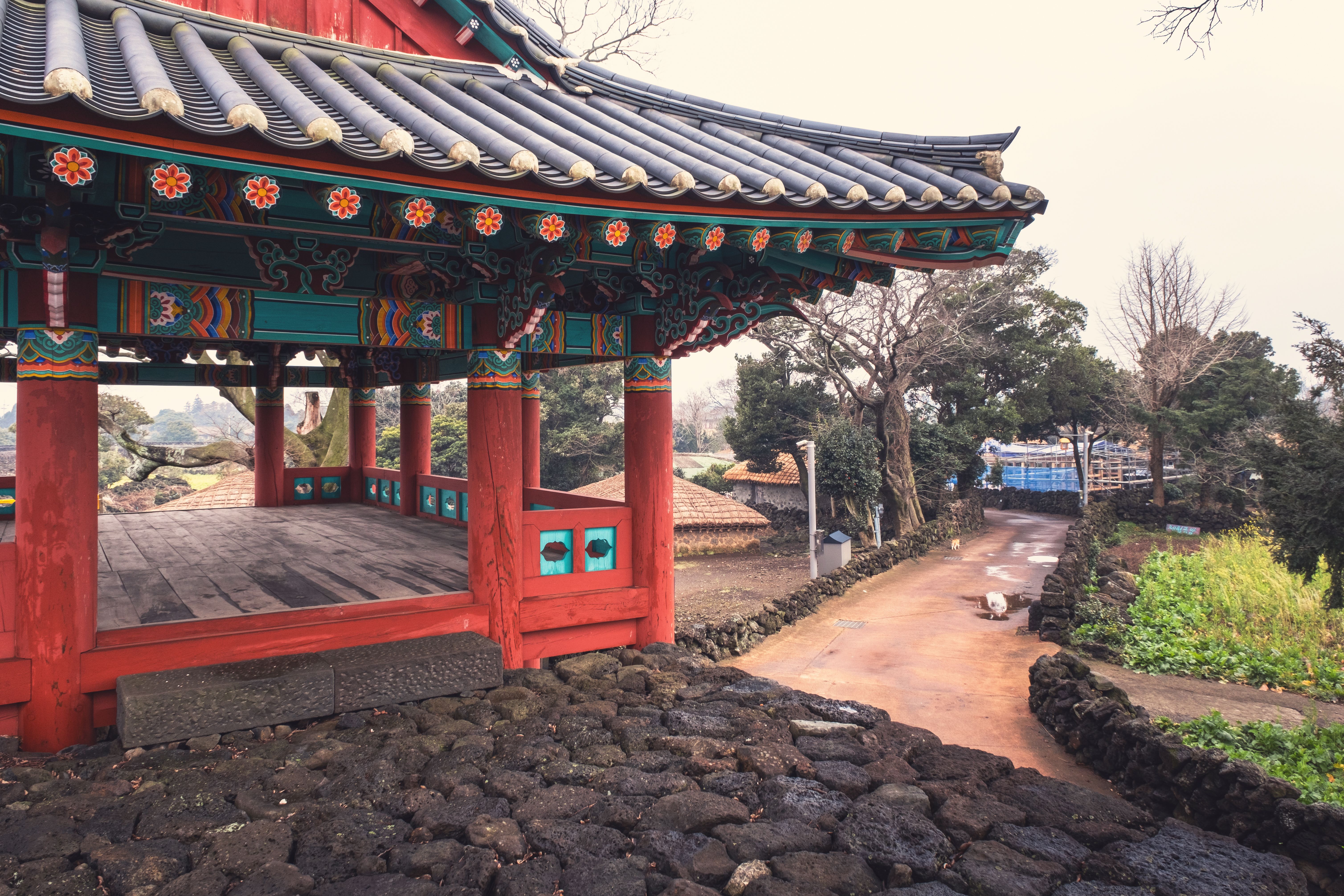 Exterior of a Japanese Gazebo · Free Stock Photo