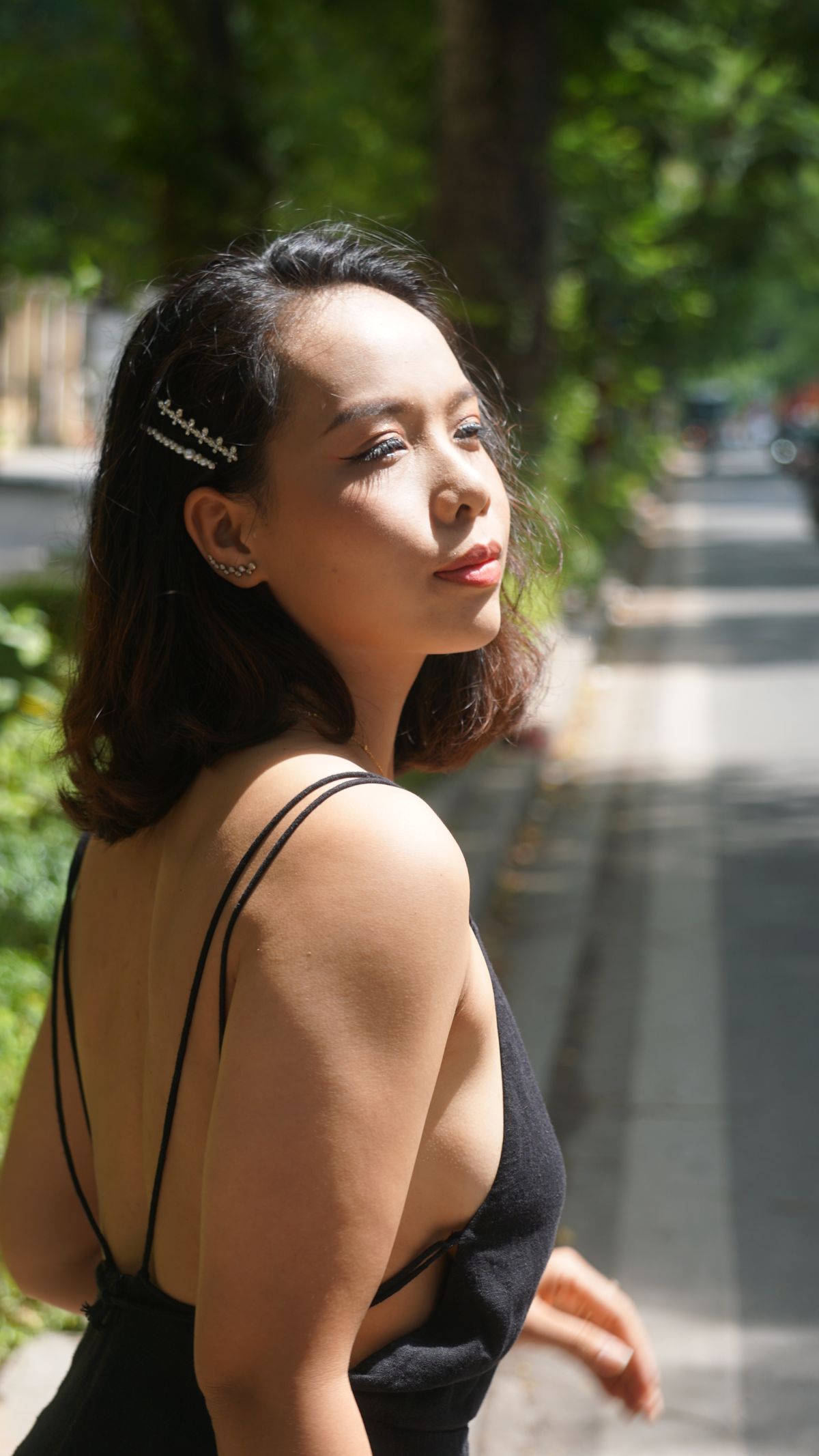 Inspirasi potongan rambut bob brunette sebahu