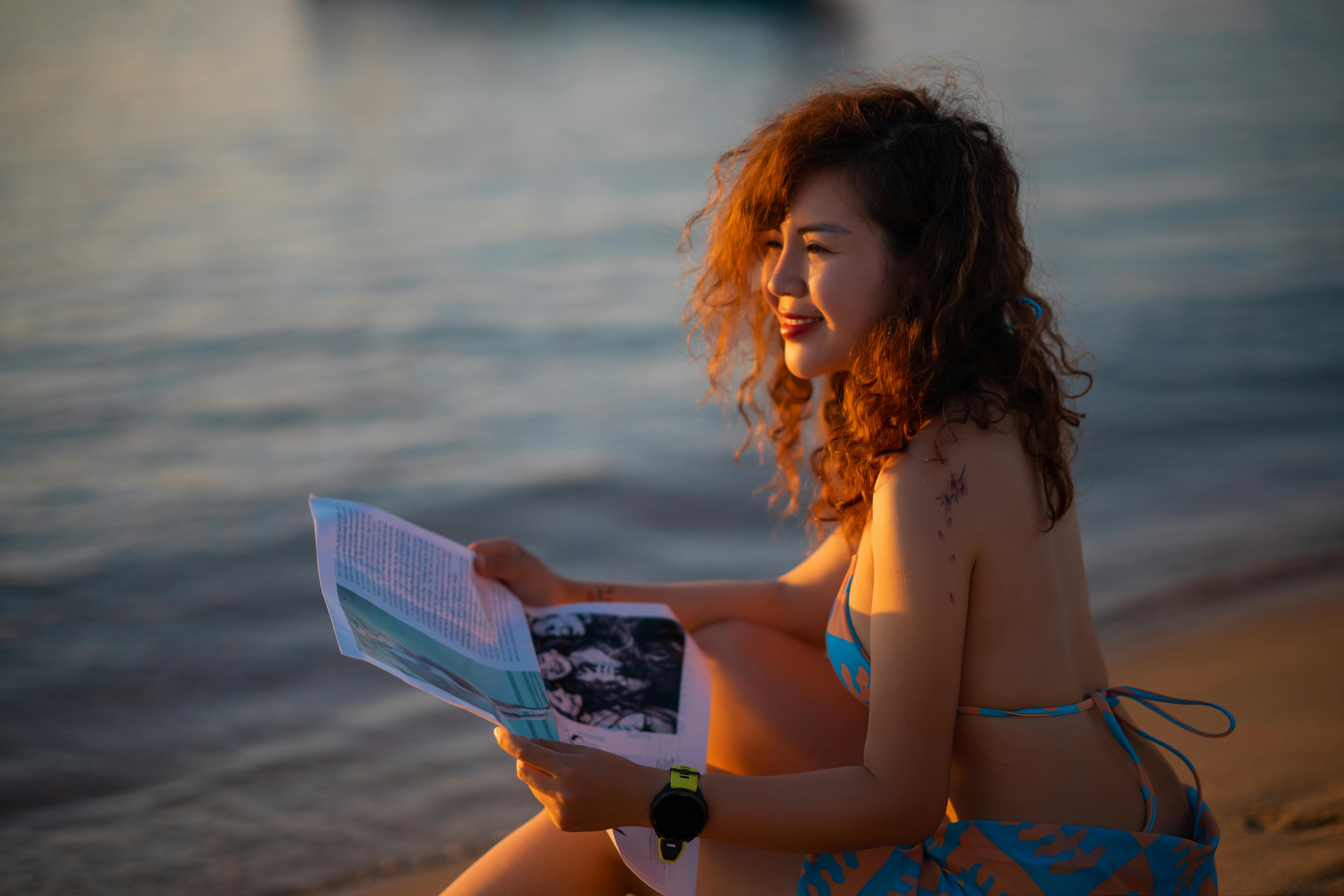 general lifestyle magazine — Photo by VANNGO Ng on Pexels