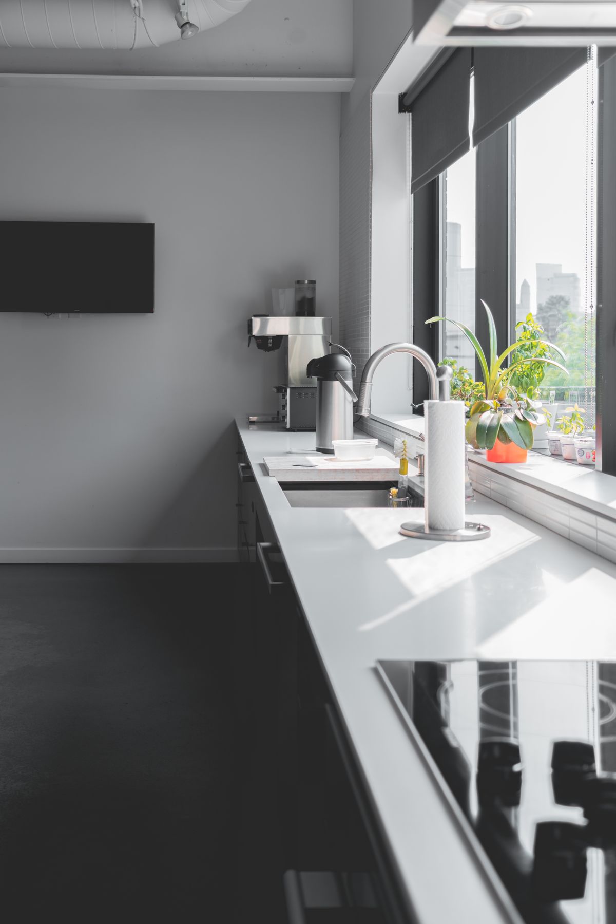 Kitchen Counter Decor Hero