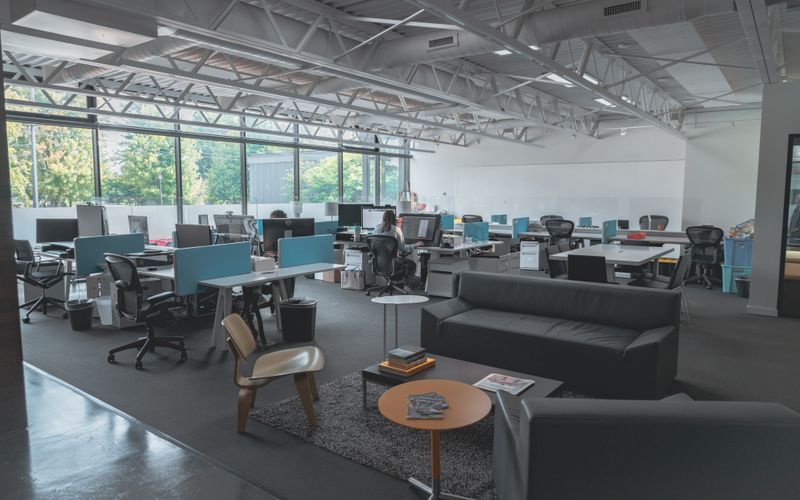Airbnb Moves Into Shared Workspace Bookings via London Startup Tie-Up