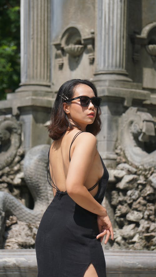 Ilmainen kuvapankkikuva tunnisteilla aasialainen nainen, aurinkolasit, brunette