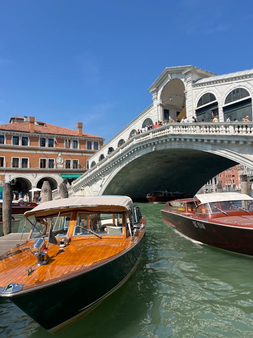 Základová fotografie zdarma na téma Benátky, čluny, dopravní systém