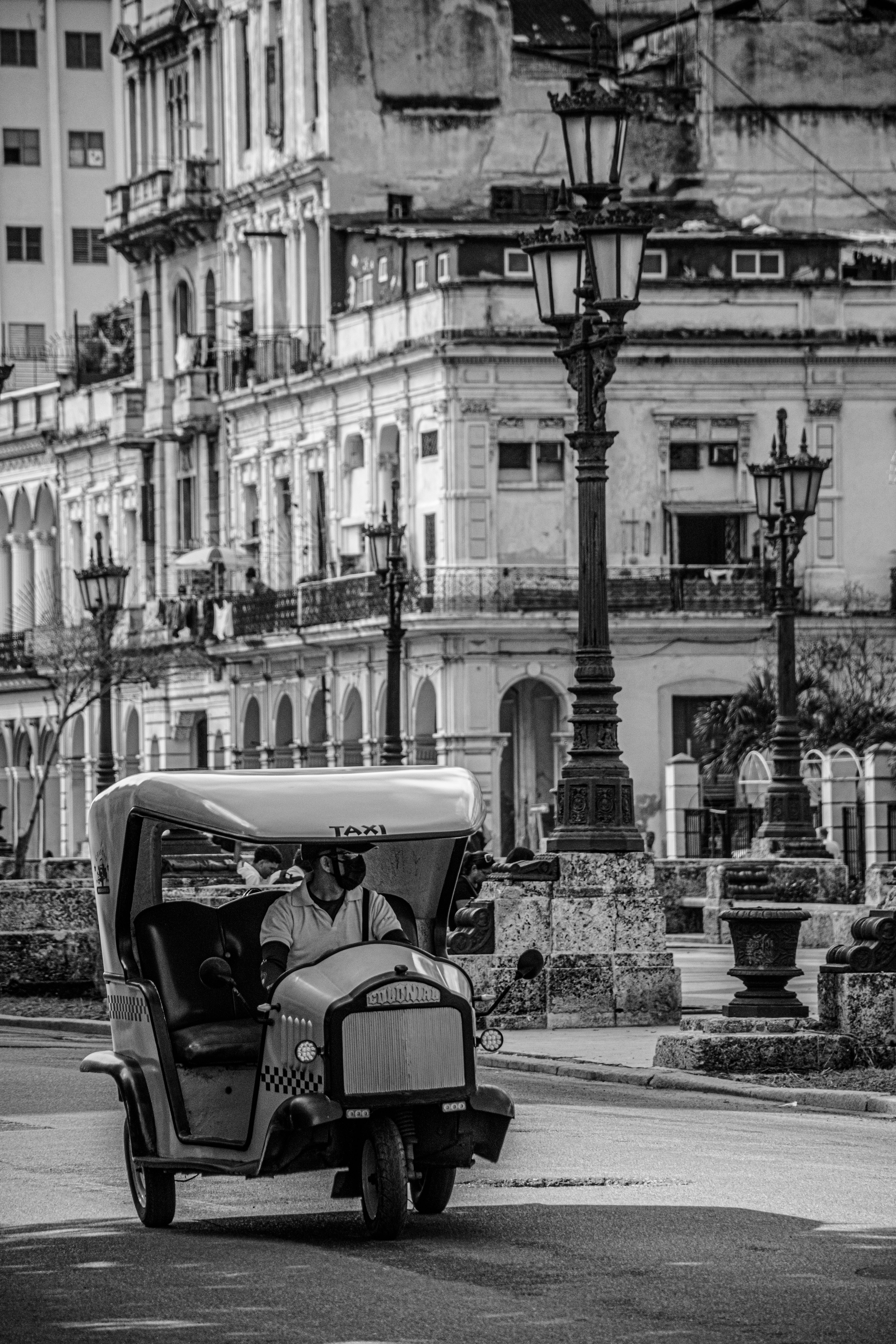 Coco Taxi Rickshaw in Havana · Free Stock Photo