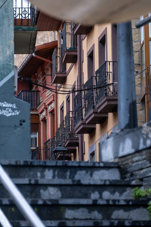 Fotobanka s bezplatnými fotkami na tému architektúra, Európa, európska ulica