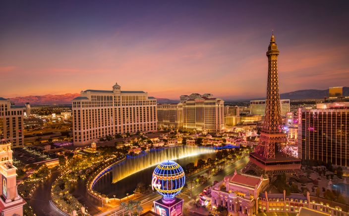 Online Casino: Spielautomaten und Live-Spiele im Überblick