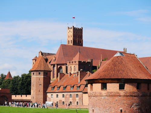 Foto stok gratis abad ke-13, arsitektur abad pertengahan, bendera polandia