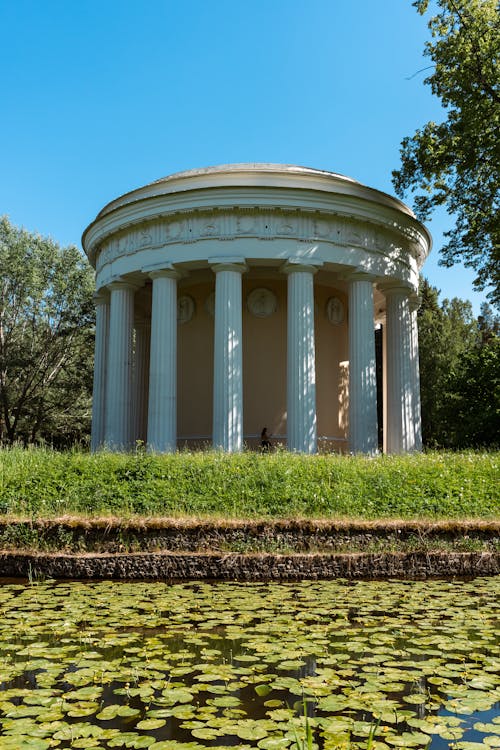 Temple of Friendship in Petersburg
