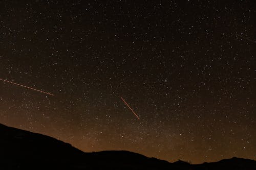 Immagine gratuita di astronomia, cielo notturno, colline