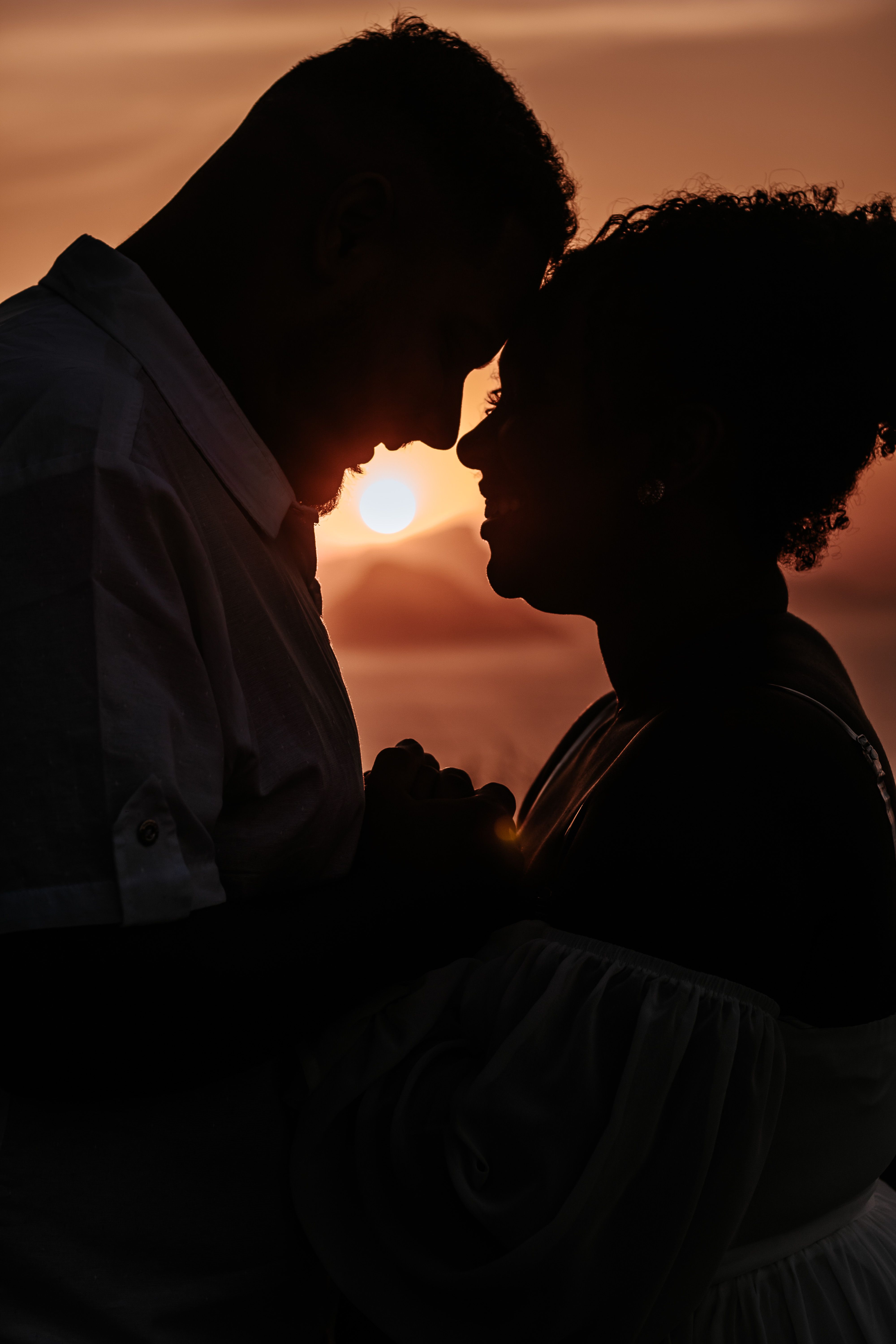 Small daily habits for non-sexual intimacy