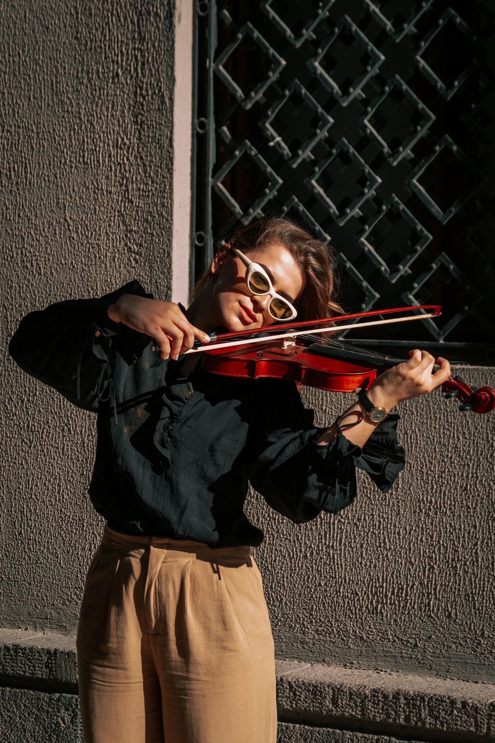 Street Violin Photos, Download The BEST Free Street Violin Stock Photos