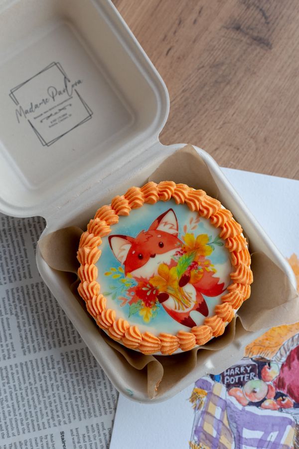 Decorated bento cake