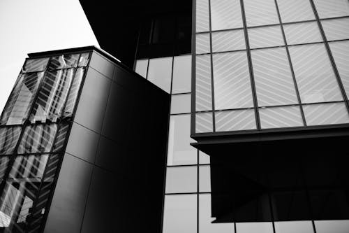Fotos de stock gratuitas de arquitectura, arquitectura moderna, blanco y negro