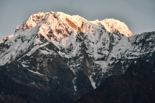 Immagine gratuita di catena montuosa, formazione rocciosa, inverno