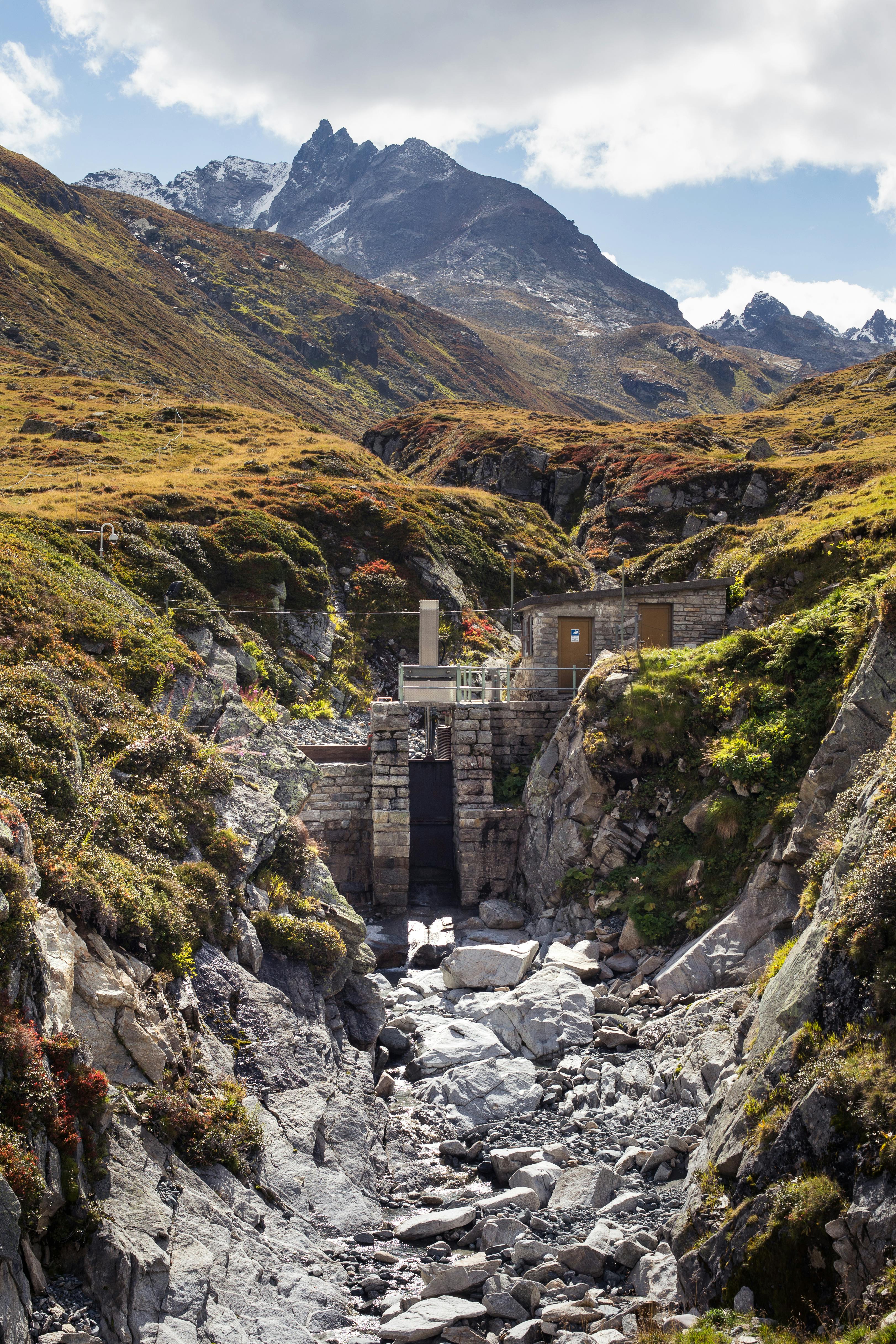 How to Choose the Best Round Top Texas Hotel for Your Adventure