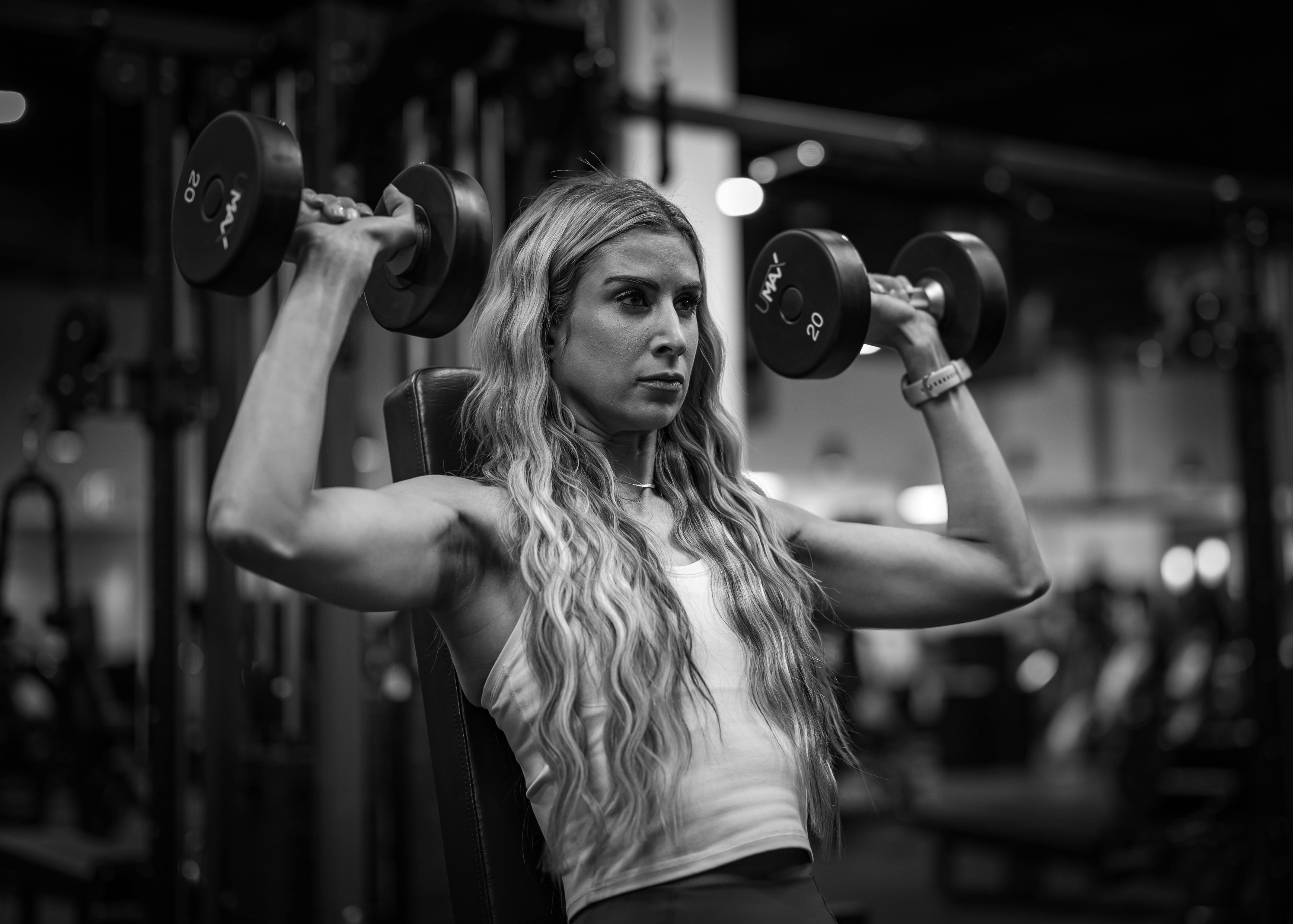 159,800+ Woman Lifting Weights Stock Photos, Pictures & Royalty-Free Images  - iStock  Woman lifting weights at home, Older woman lifting weights,  Black woman lifting weights